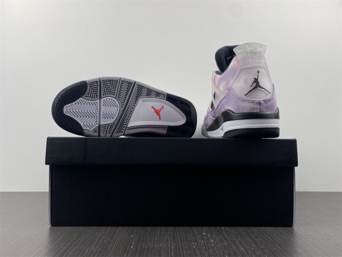 Air Jordan 4 Retro