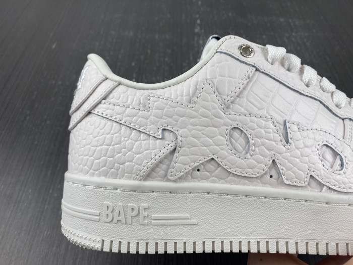 B*PE SNEAKER