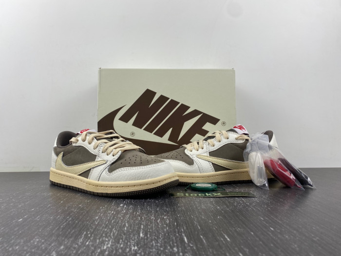 KIDS Travis Scott x Air Jordan 1 OG Low PS
