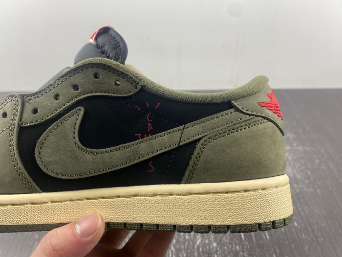 TRAVIS SCOTT X AIR JORDAN 1 LOW OG SP