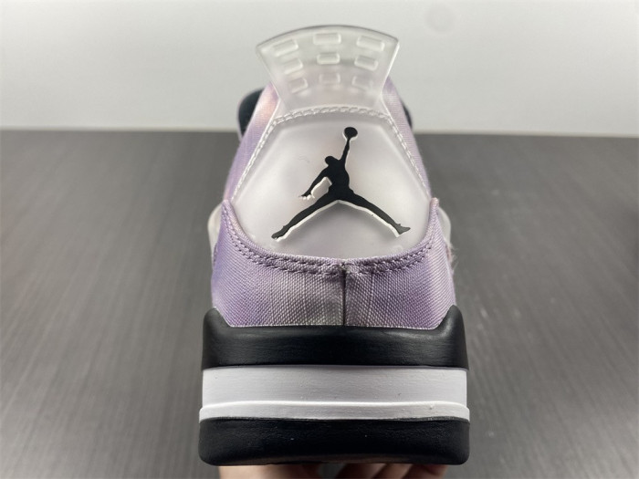 Air Jordan 4 Retro