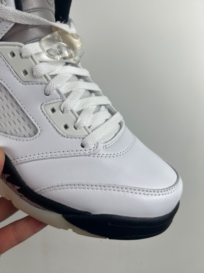 AIR JORDAN 5 RETRO