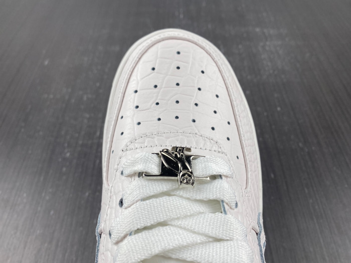 B*PE SNEAKER