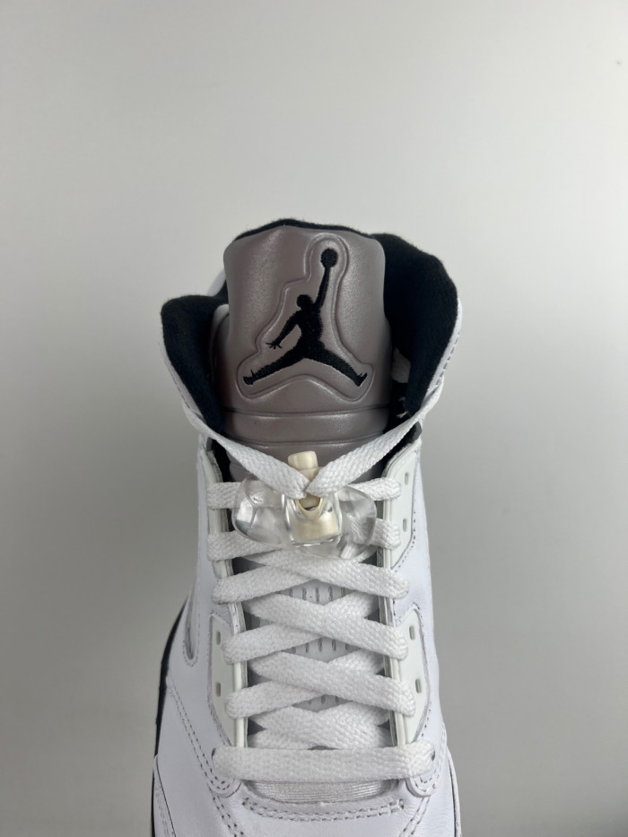 AIR JORDAN 5 RETRO
